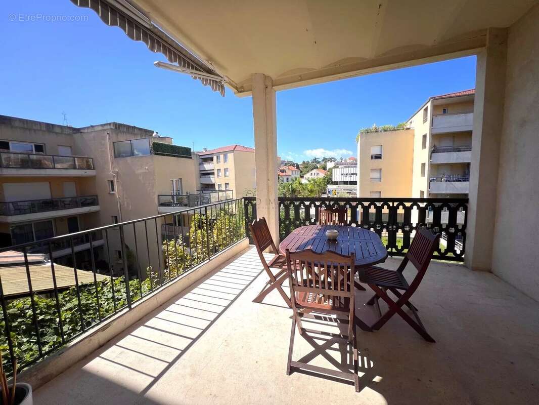 Appartement à CANNES