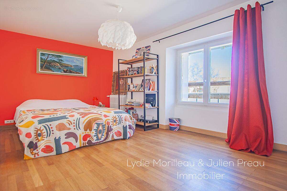 Maison à SAINT-SEBASTIEN-SUR-LOIRE