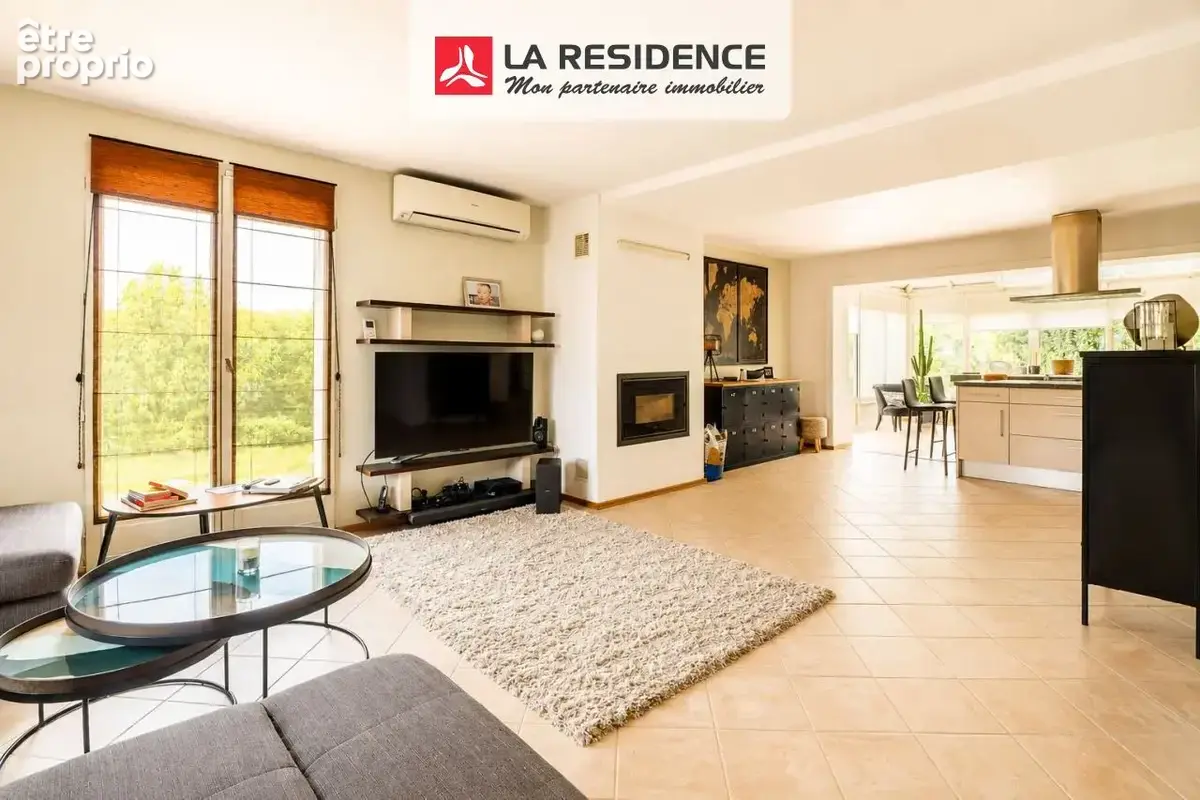 Maison 165 m² à Nezel  - photo 2