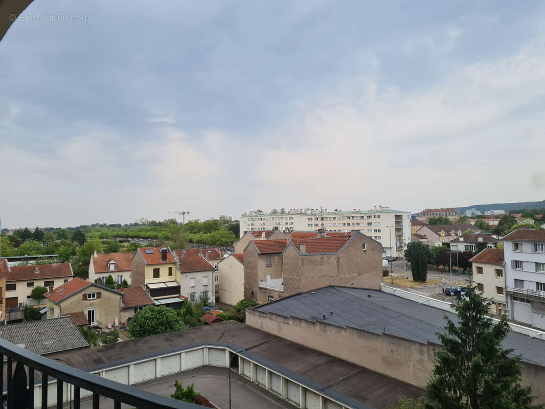 Appartement F5 à nénover - photo 8
