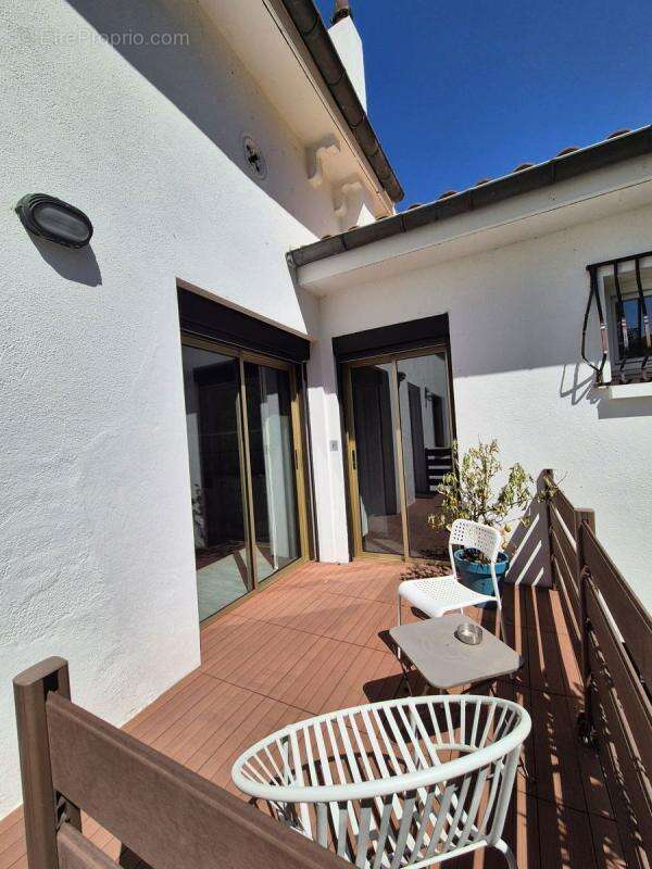 Magnifique maison de 121.13 m² avec son garage et sa piscine - photo 21