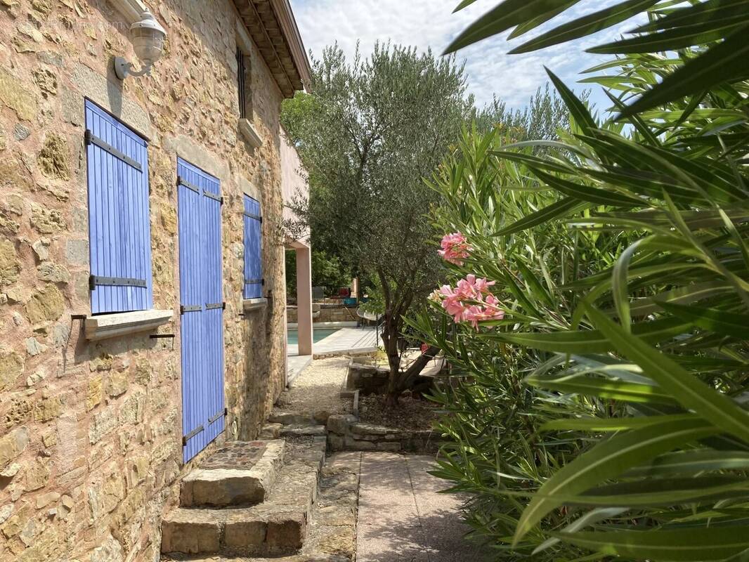 Maison à SAINTE-ANASTASIE-SUR-ISSOLE