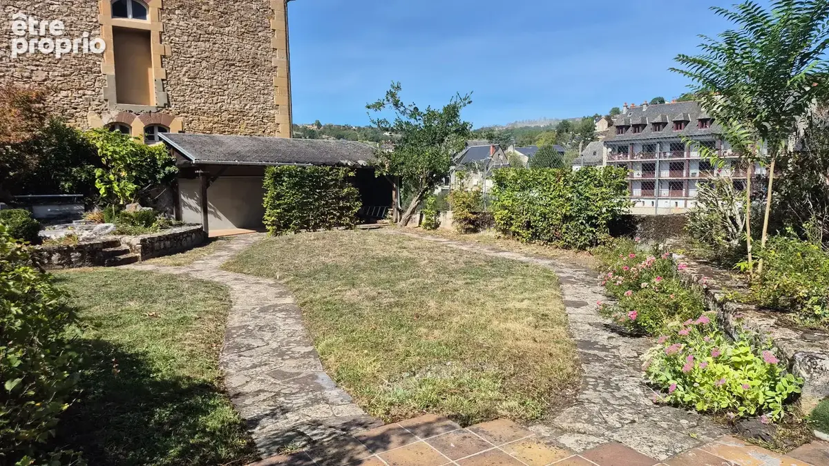 ESPALION, appartement coeur de ville, rez-de-jardin - photo 3