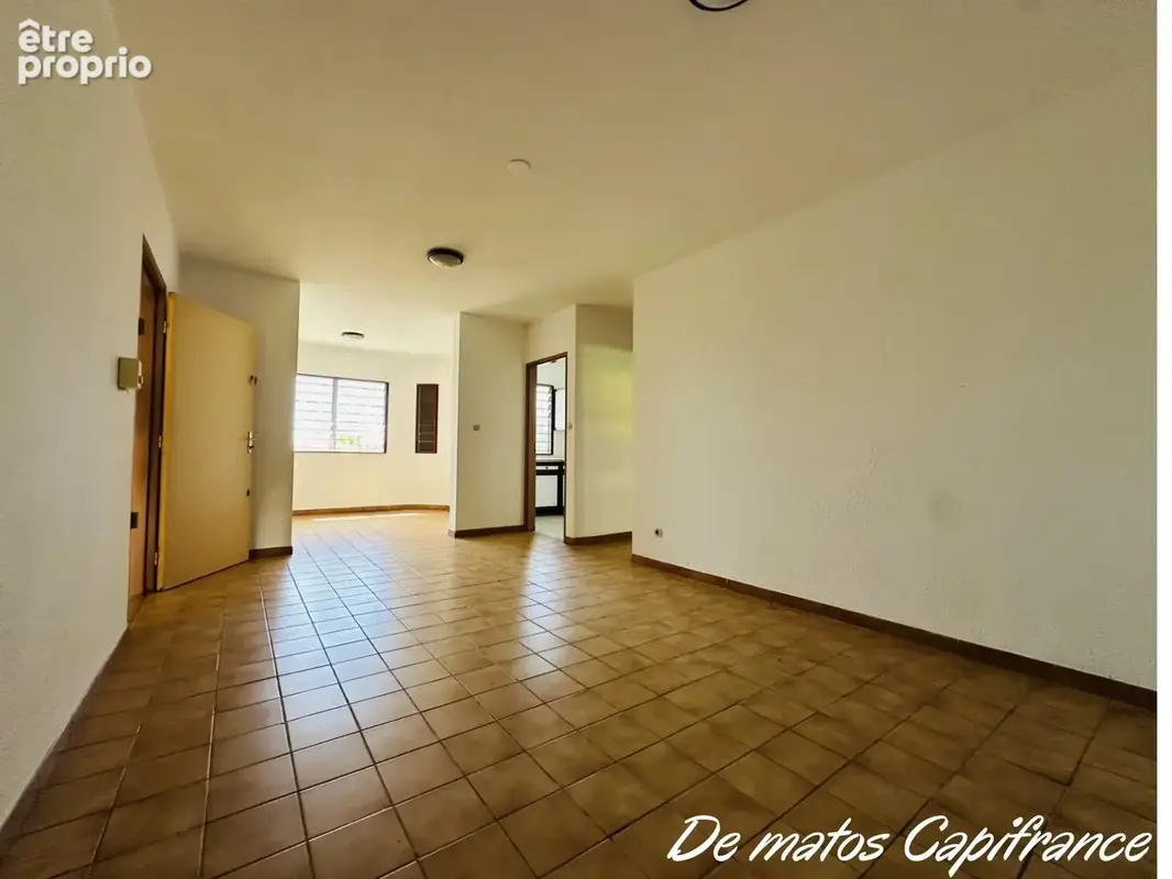 Appartement à KOUROU