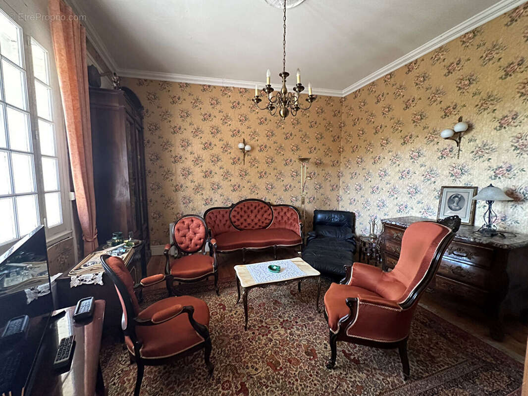 Maison à CASTELNAU-D'ESTRETEFONDS