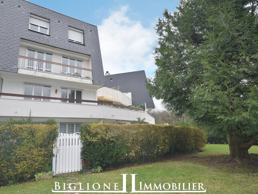 Appartement à COUBRON