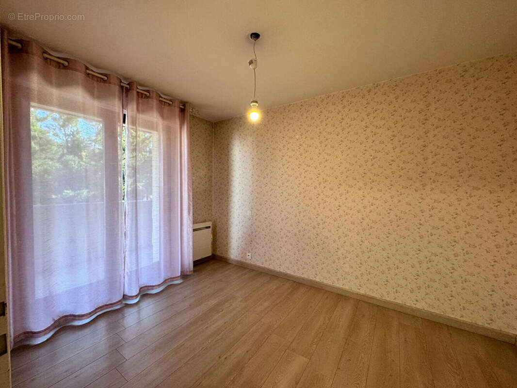 Appartement à COLLONGES-SOUS-SALEVE