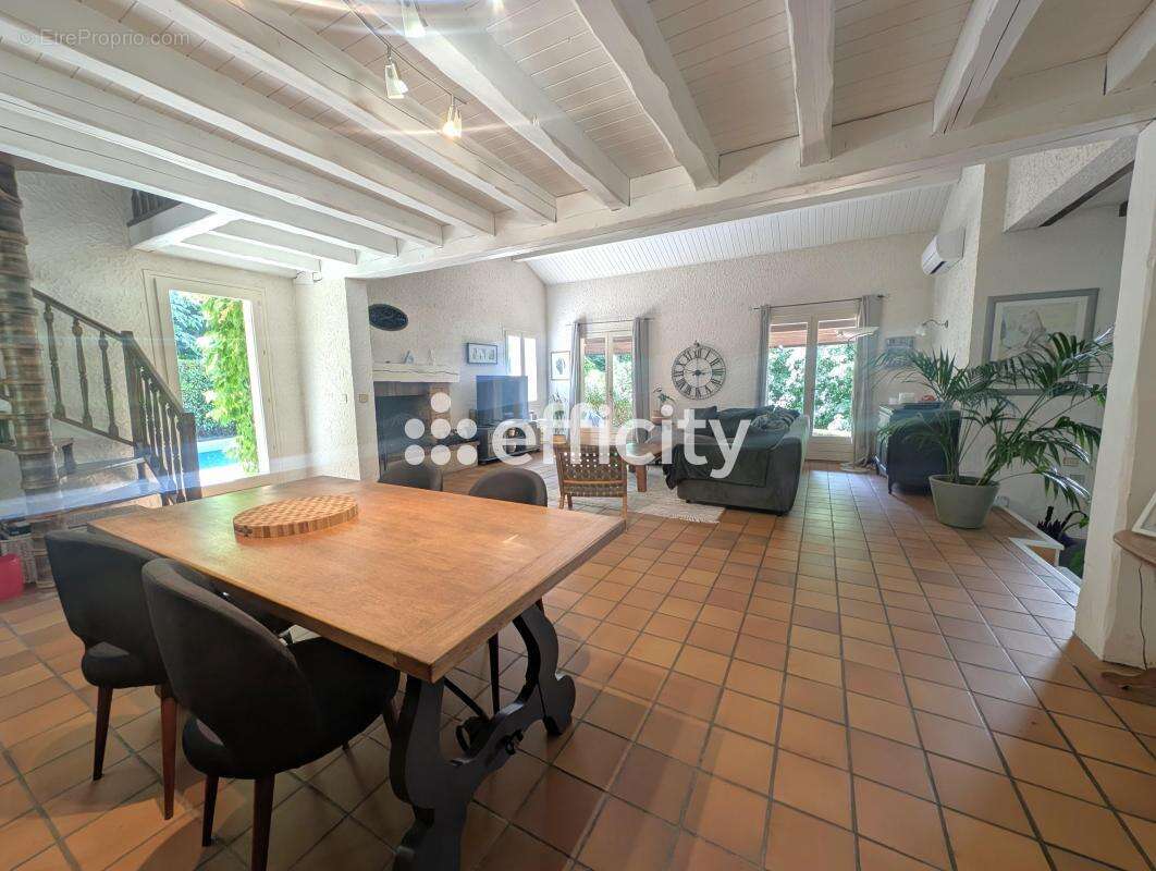 Maison à FONTANIL-CORNILLON