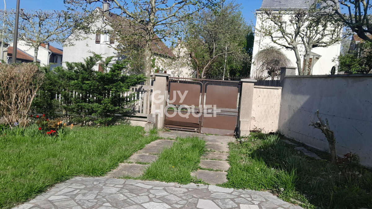 Maison à ROSNY-SOUS-BOIS