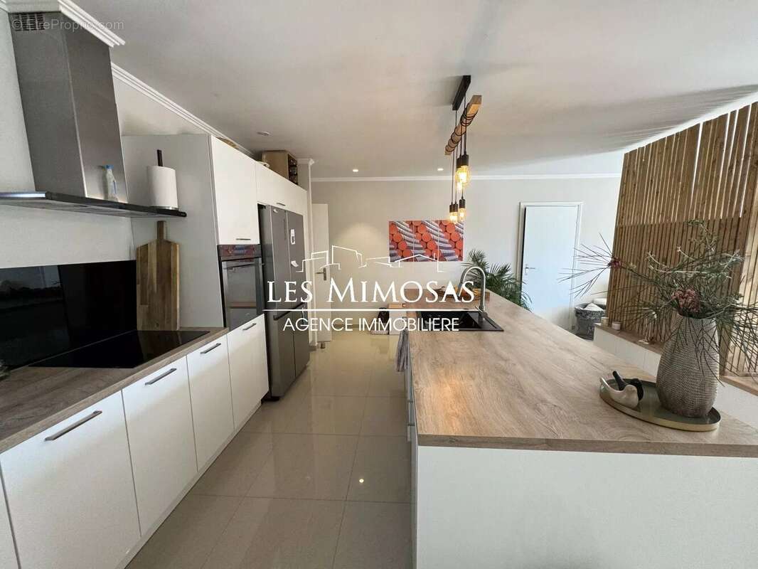 Maison à FREJUS