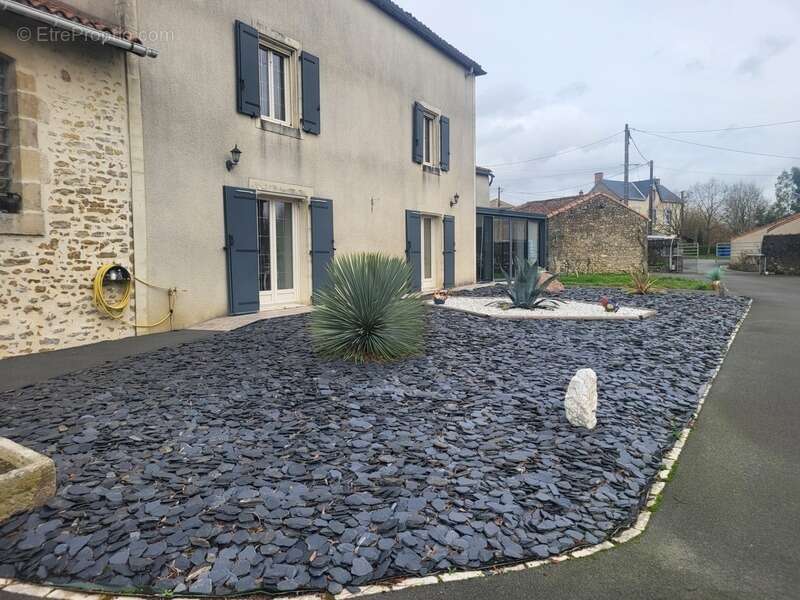 Maison à AIRVAULT