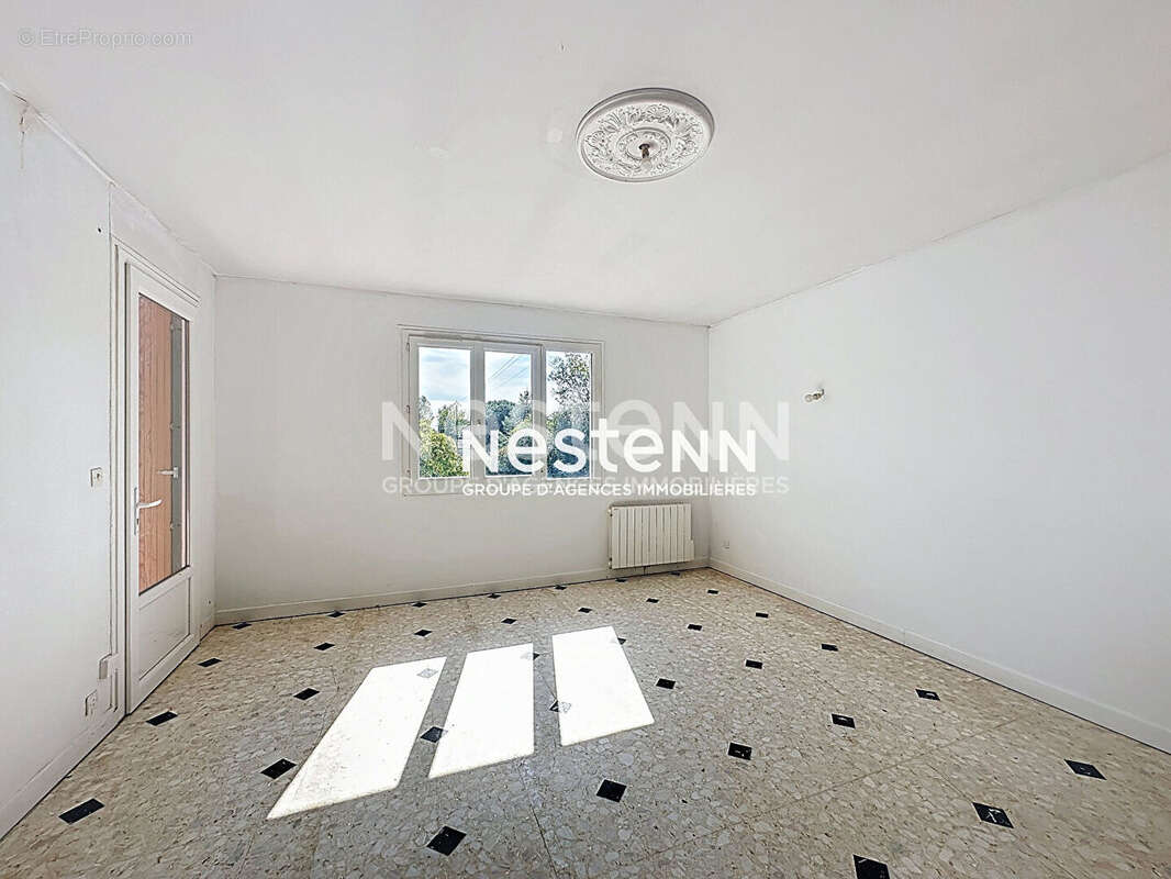 Maison à SEISSAN