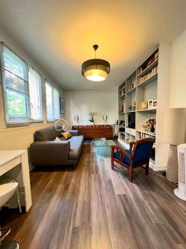 Appartement à MAISONS-ALFORT
