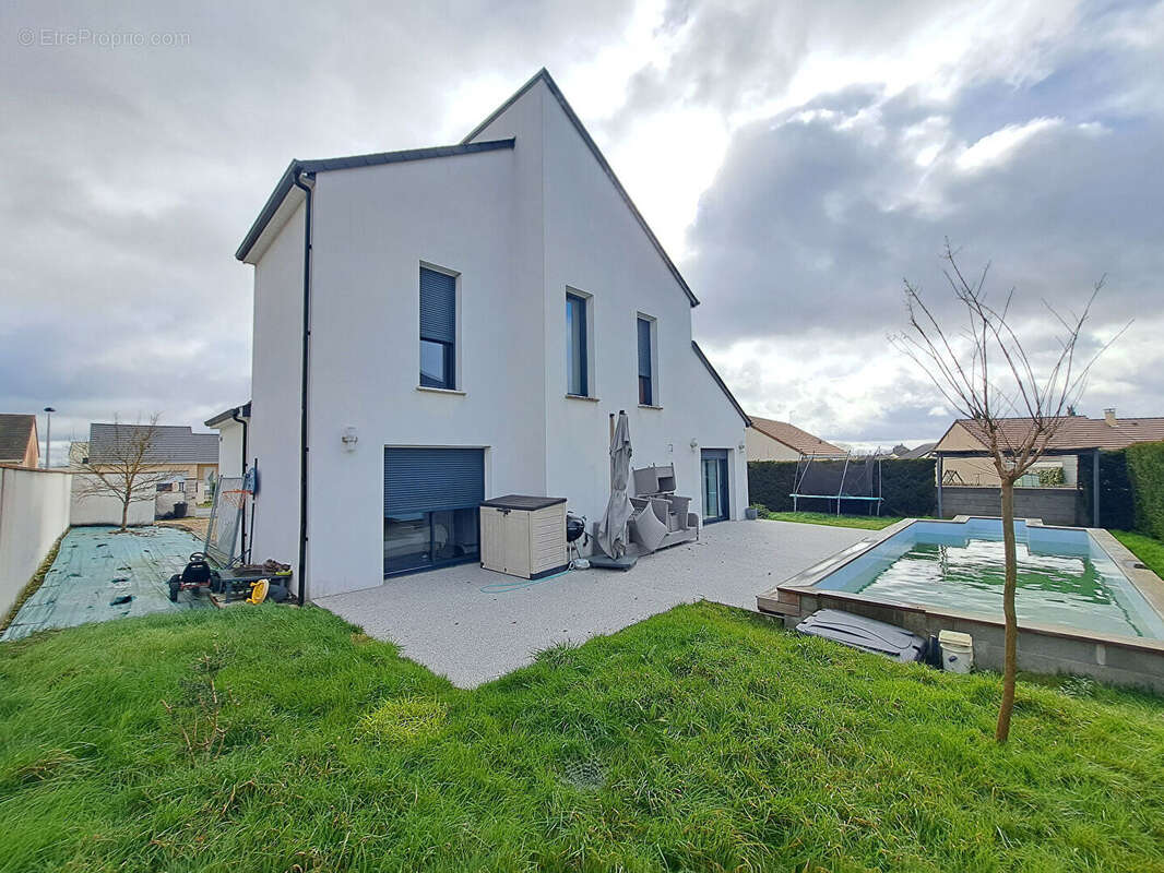 Maison à CHATELLERAULT