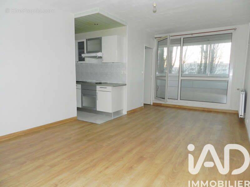 Photo 1 - Appartement à COMPIEGNE