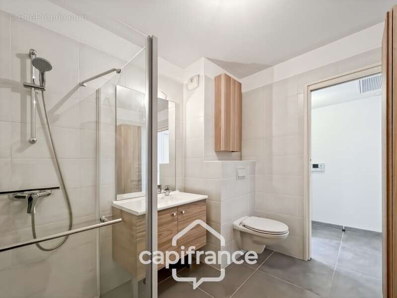 Appartement à BORMES-LES-MIMOSAS