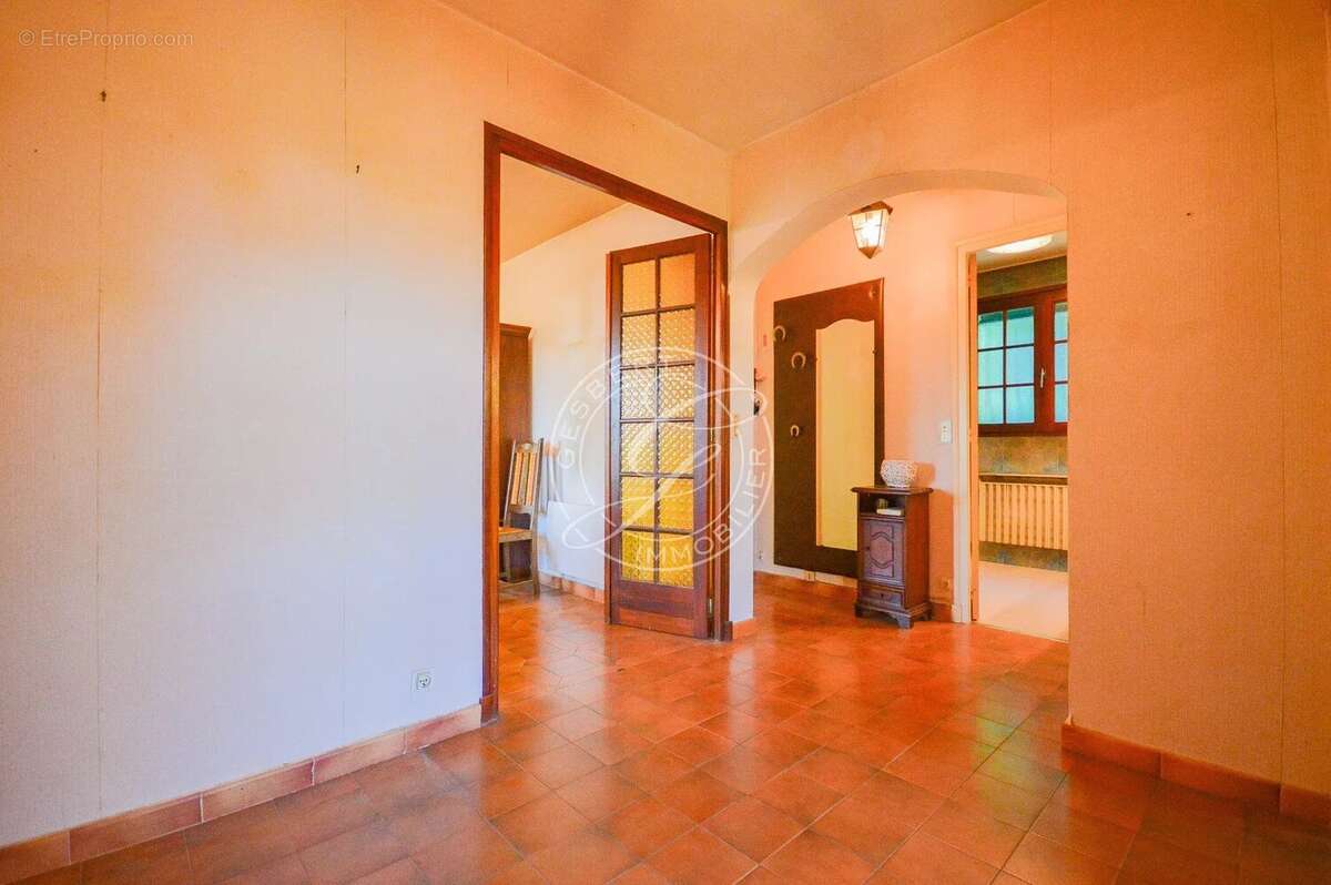 Maison à LORGUES