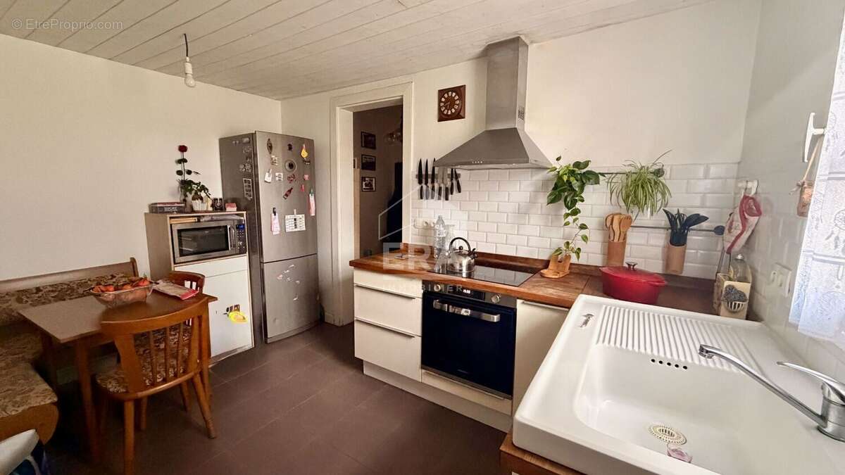 Maison à BELIN-BELIET