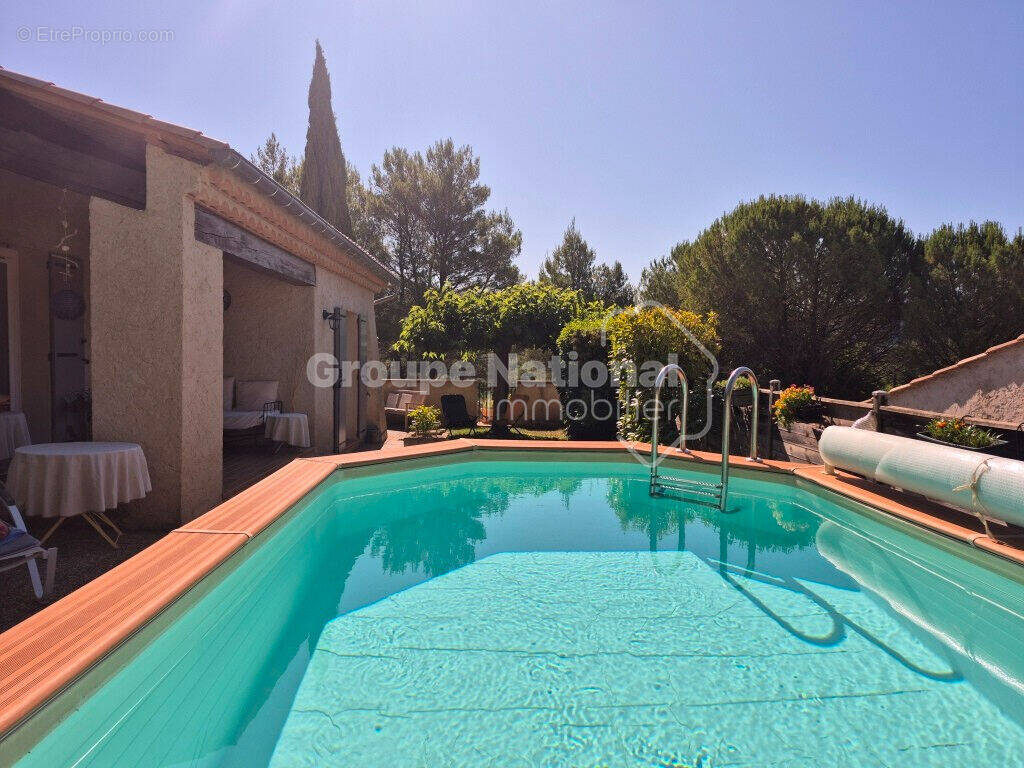 Maison à GREOUX-LES-BAINS