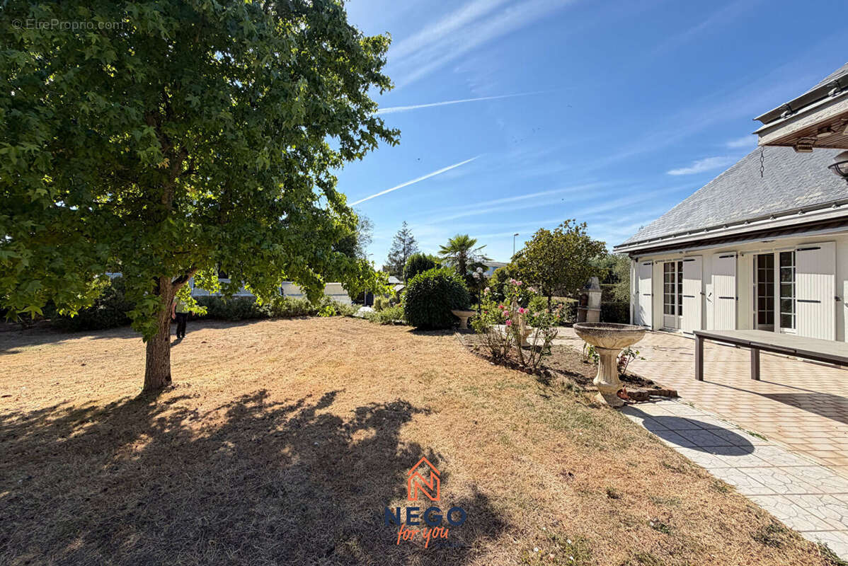 Nouveauté - Maison de plain-pied 159 m² à Avrillé - photo 6