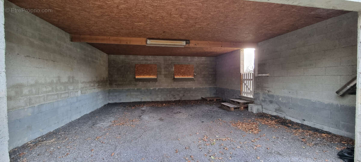 Maison à VILLEMBRAY