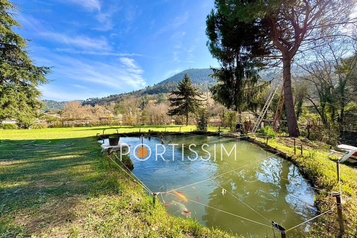 Maison à TOURRETTE-LEVENS
