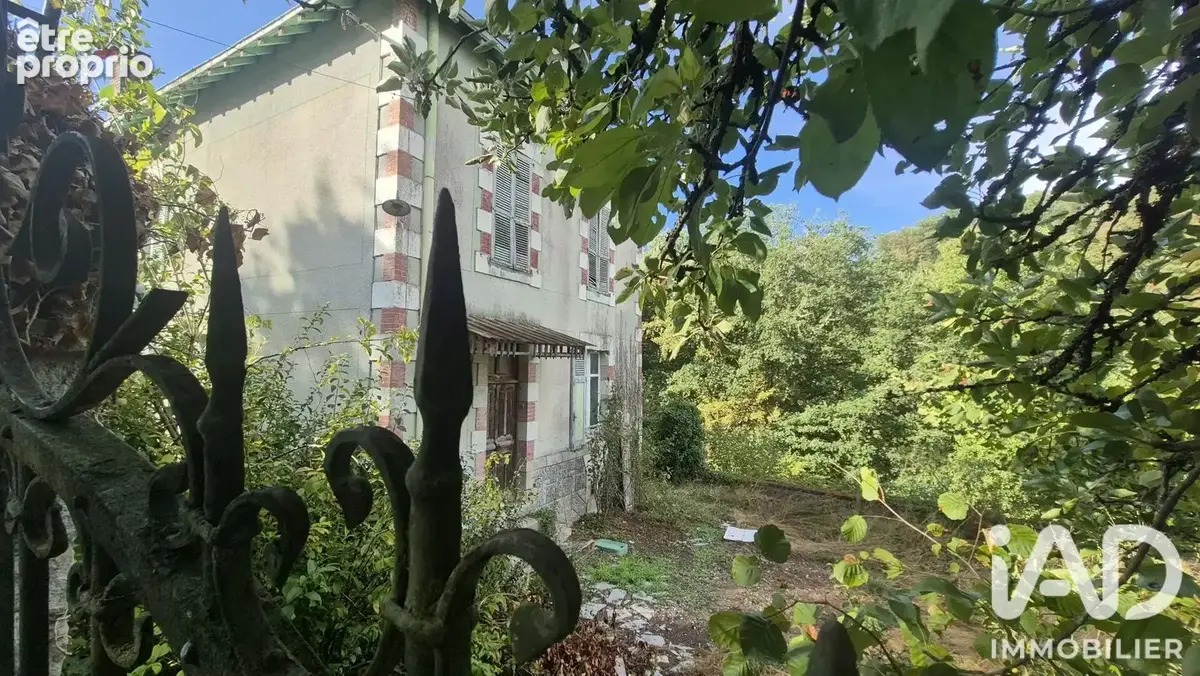 Photo 1 - Maison à SAINT-LEONARD-DE-NOBLAT