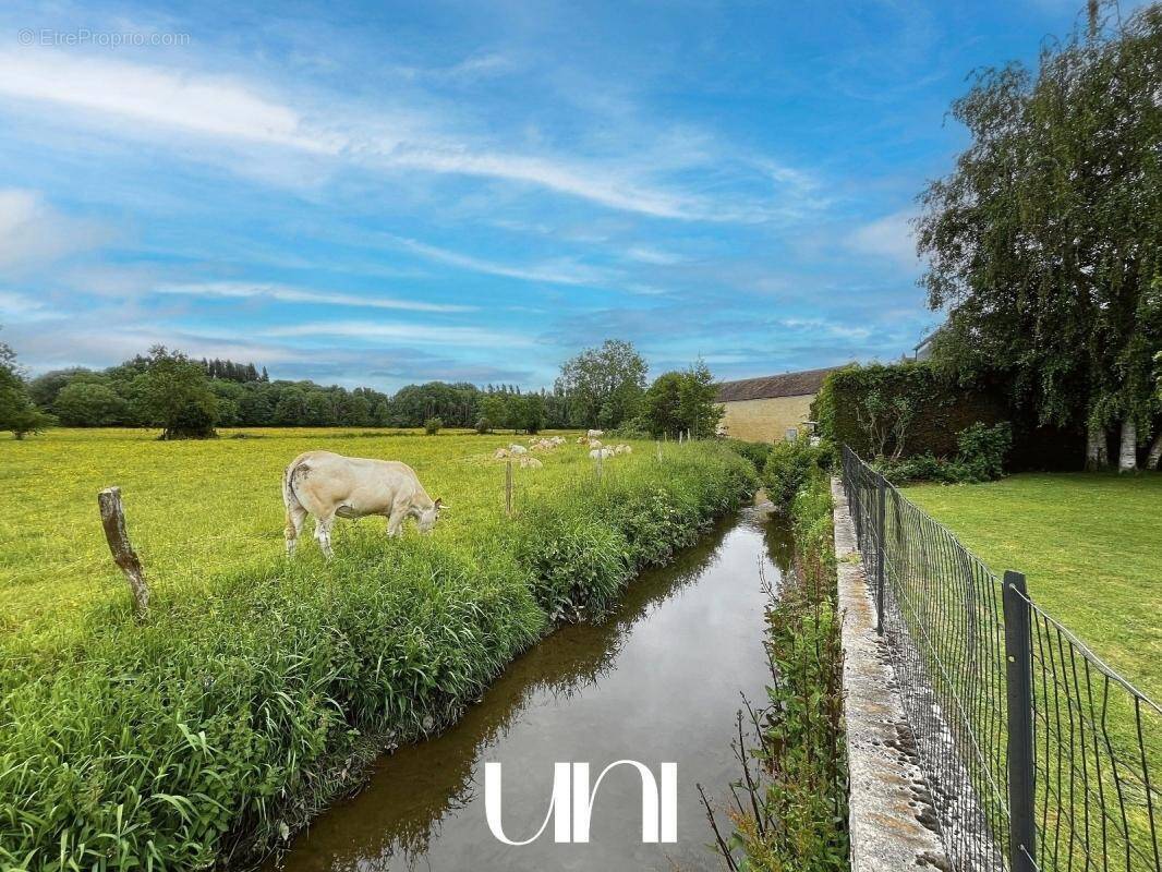 Maison à BRETTEVILLE-SUR-ODON