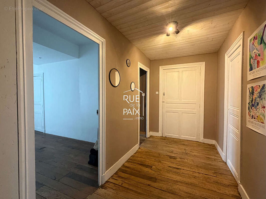 Maison à LA MOTHE-SAINT-HERAY