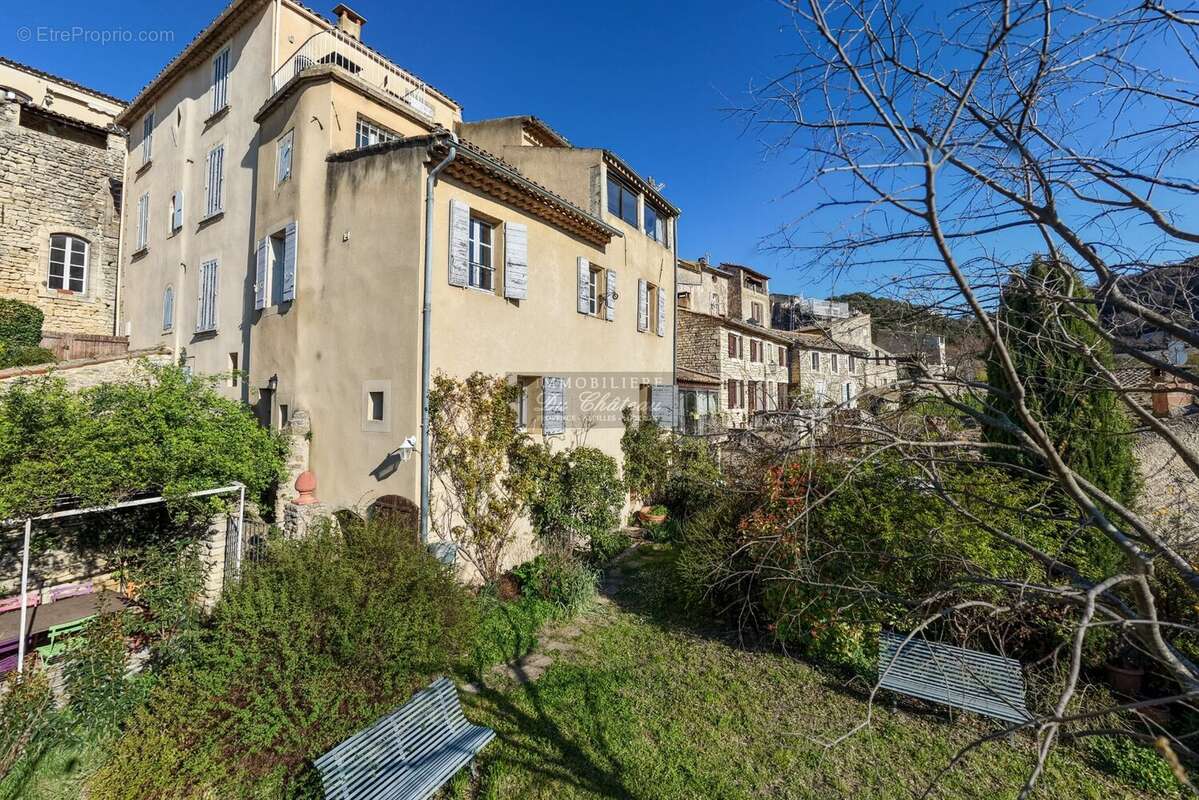 Authentique maison de village avec jardin au cur de Saignon - photo 3