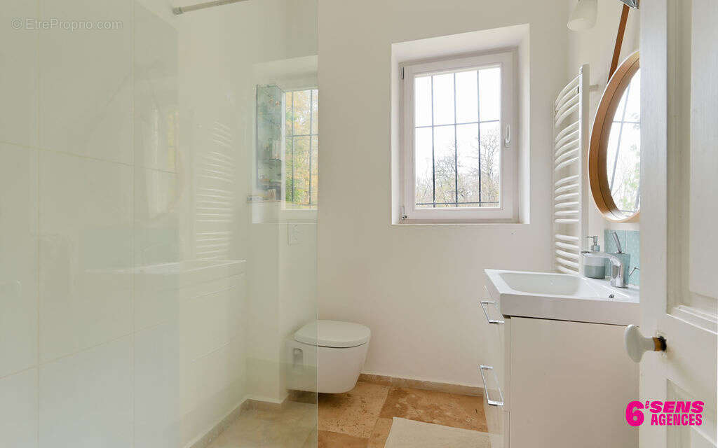 Maison à FRANCHEVILLE