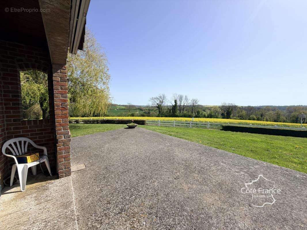 Maison à GRAND-VERLY