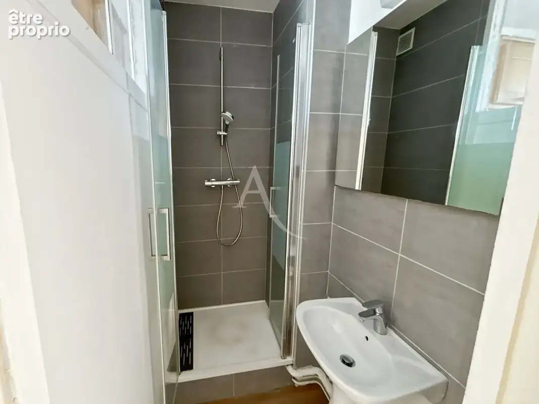 Appartement 2 Pièces 34 M² rue de Charenton - photo 9