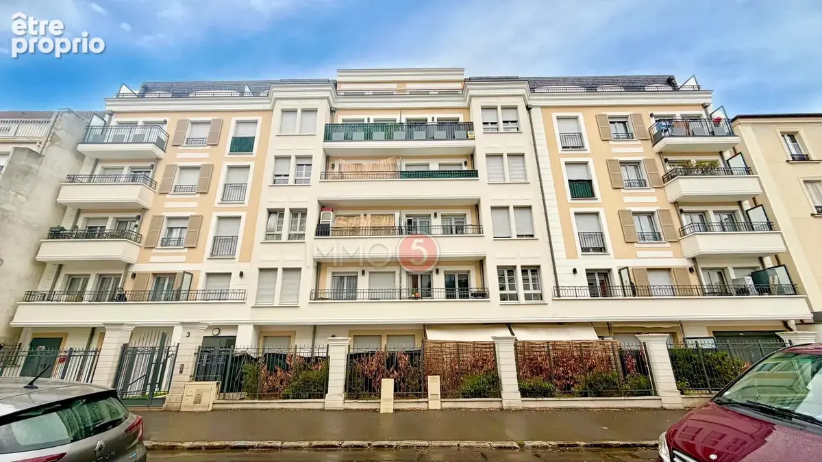 Appartement 3 pièces 60 m² à vendre à Gagny (93220) - photo 1
