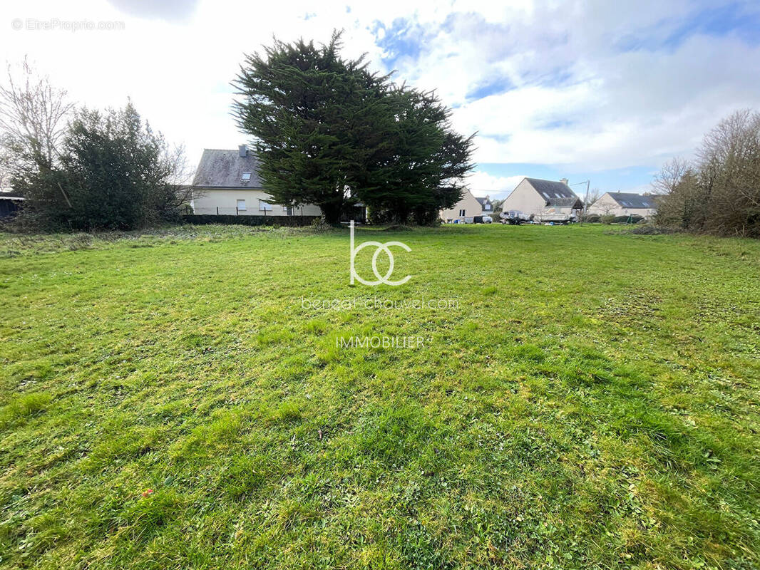 Terrain à SAINT-GILDAS-DE-RHUYS