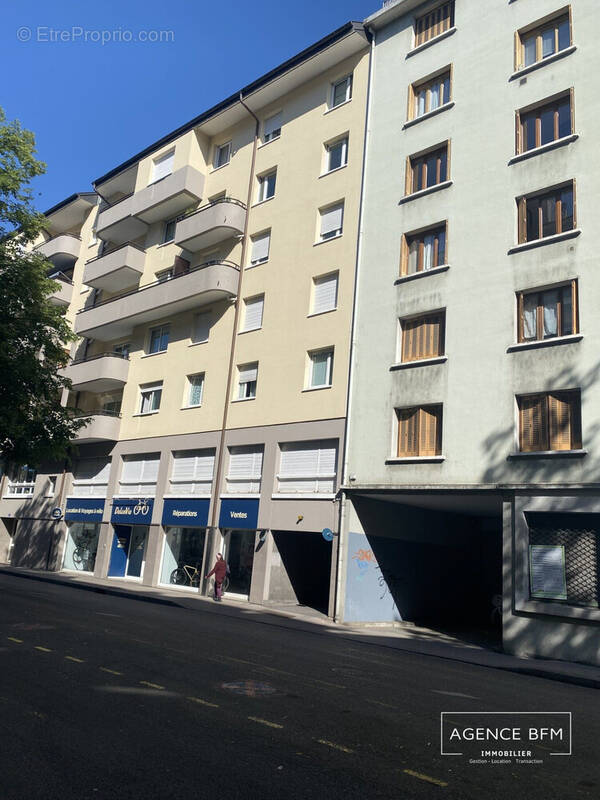 Parking à ANNECY