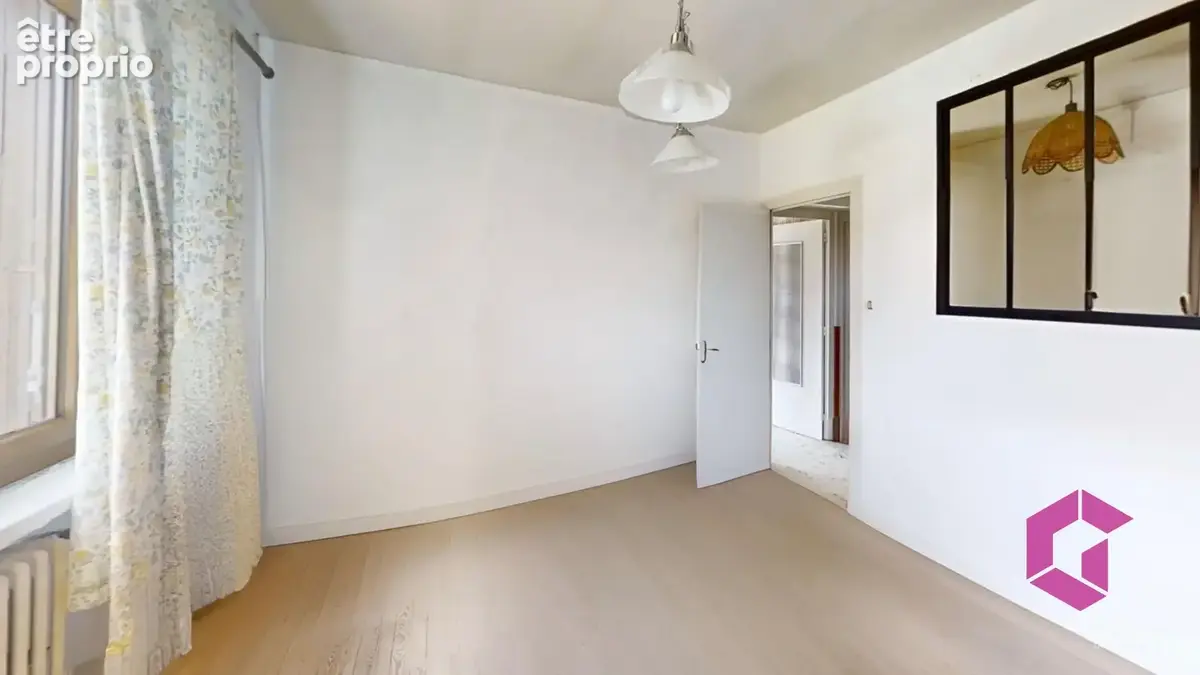 Maison en pierre au cœur de Dunières avec garage et jardin! - photo 8