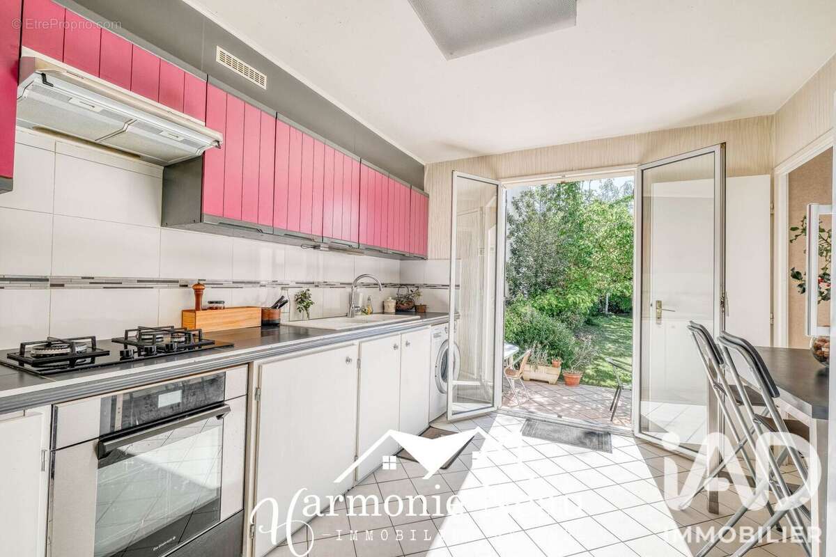 Maison 103 m² à Noisy-Le-Sec  - photo 9