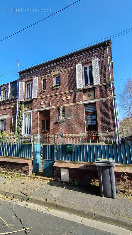 Maison à BEAUVAIS