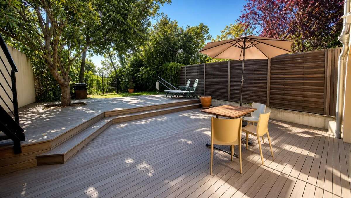 Maison de 7 pièces de 160 m² à Albi - photo 8