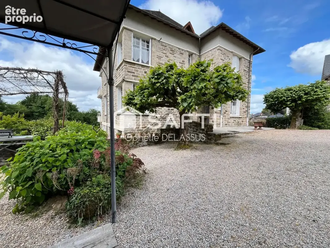 Photo 1 - Maison à UZERCHE