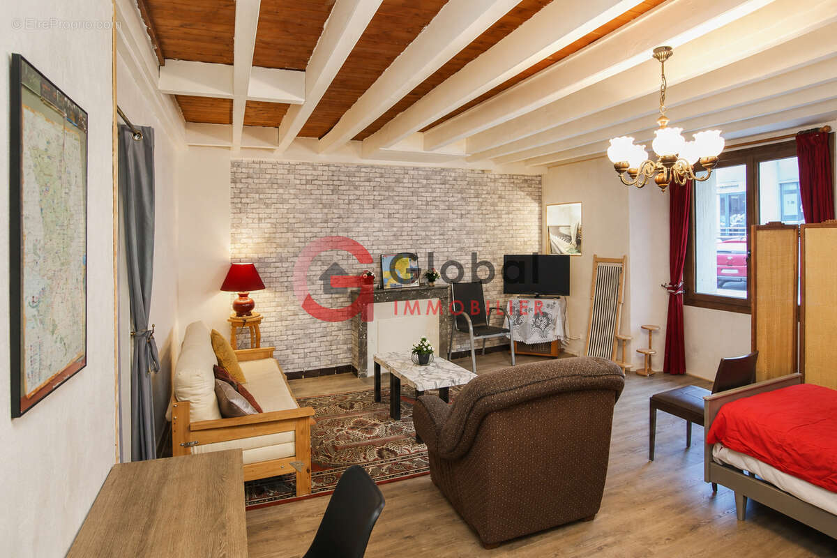 Ensemble immobilier 3 logements à Frontenay-Rohan-Rohan - photo 8