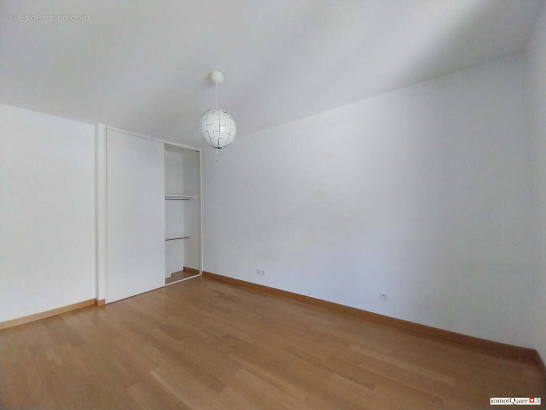 Appartement à MEYLAN