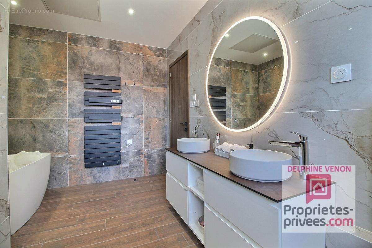Exclusivité - Maison  contemporaine  classe énergie A avec de belles prestations à Chateauneuf Sur Loire - photo 17