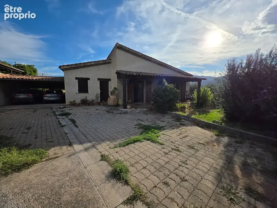 A saisir superbe potentiel pour cette villa indépendante sur une parcelle de  1000m2 - photo 2