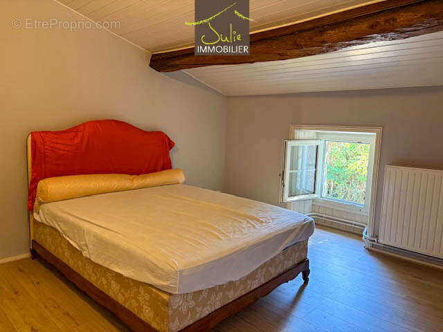 Maison à MONCOUTANT