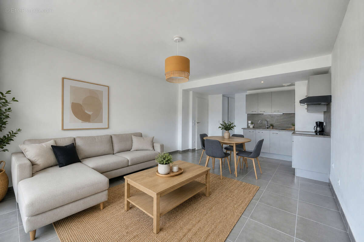 Appartement t2 saint raphael terrasse stationnement centre ville et mer a pied - photo 3
