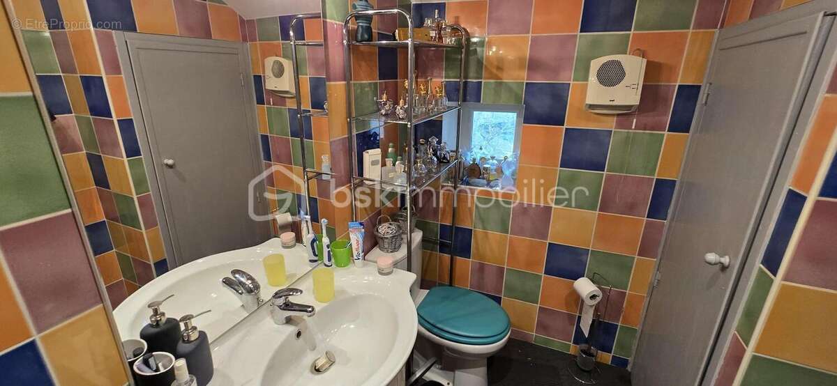 Appartement à SAINT-JEAN-BONNEFONDS