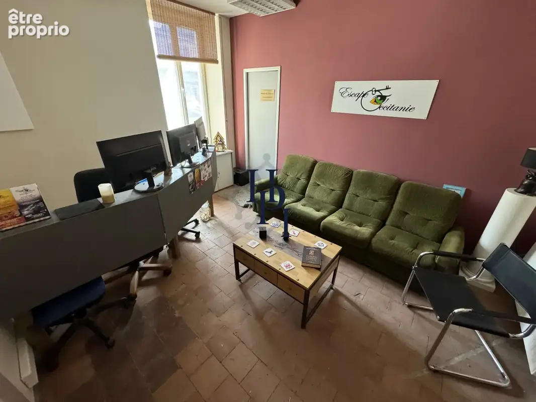 Vente local professionnel ou appartement en  rez-de-chaussée Saint Affrique - photo 3