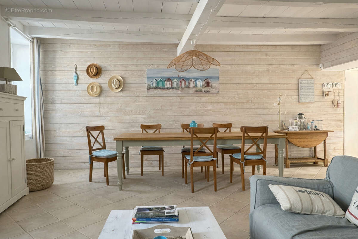 Maison à SAINTE-MARIE-DE-RE